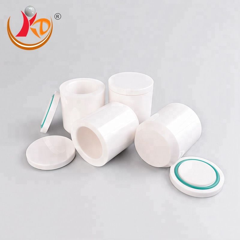 โถบดทรงกระบอกเซอร์โคเนีย 500ml ความบริสุทธิ์สูง 95% ZrO2 สำหรับเครื่องบดดาวเคราะห์ ปิดผนึกด้วยโอริง