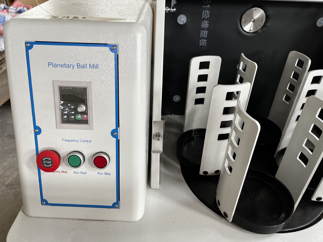 Air Cooling Cryogenic Planetary Ball Mill with Thermal Insulation Cotton for Stable Low Temperature Grinding