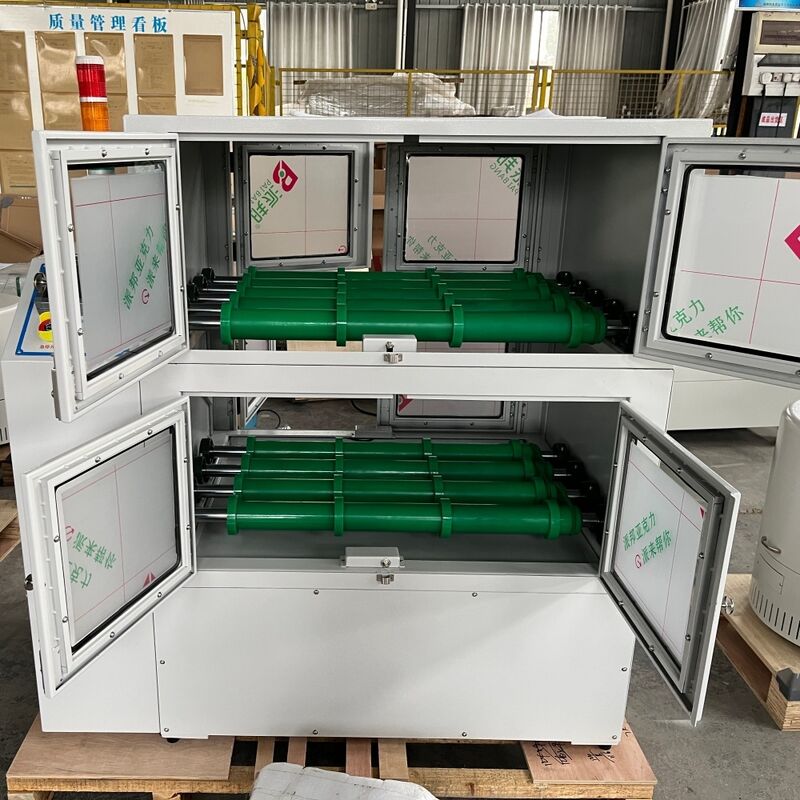 Op maat gemaakte dubbellaagse, multi-station, hoogenergetische laboratoriumkruikmolen voor verpulvering van nanomaterialen