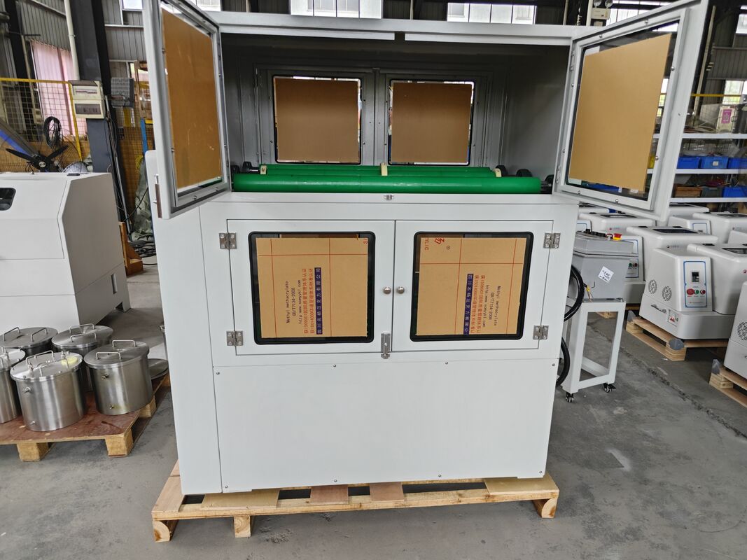 Op maat gemaakte dubbellaagse, multi-station, hoogenergetische laboratoriumkruikmolen voor verpulvering van nanomaterialen