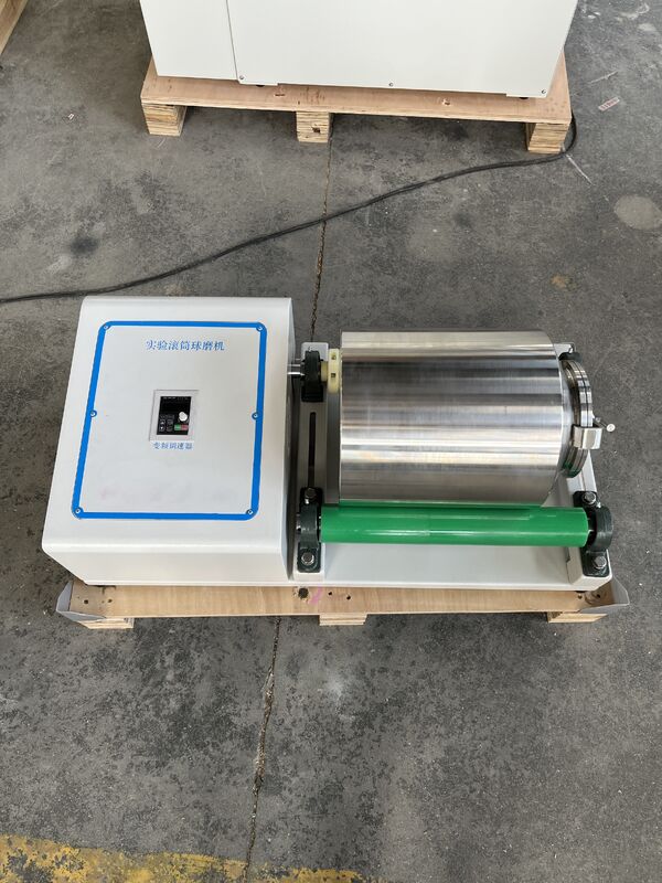 Laboratory Ball Mill with Ceramic Rolling Jars for Dry Wet Grinding and 1000 Mesh Output
