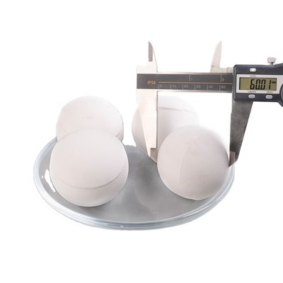 Al2o3 1.0mm خرز سيراميك الألومينا كرات طحن / تلميع أبيض