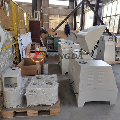Kingda Merek 0.4L 2L 4L 8L 12L 16L Laboratorium Planet kecil vertikal mesin molino de bolas dengan 4 jar molino de bolas