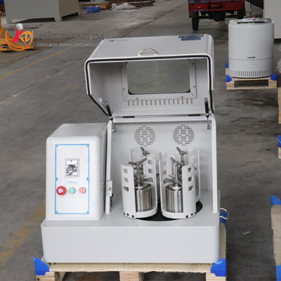 Berat ringan Rotary Laboratory Ball Grinder Planetary Ball Mill Tipe persegi